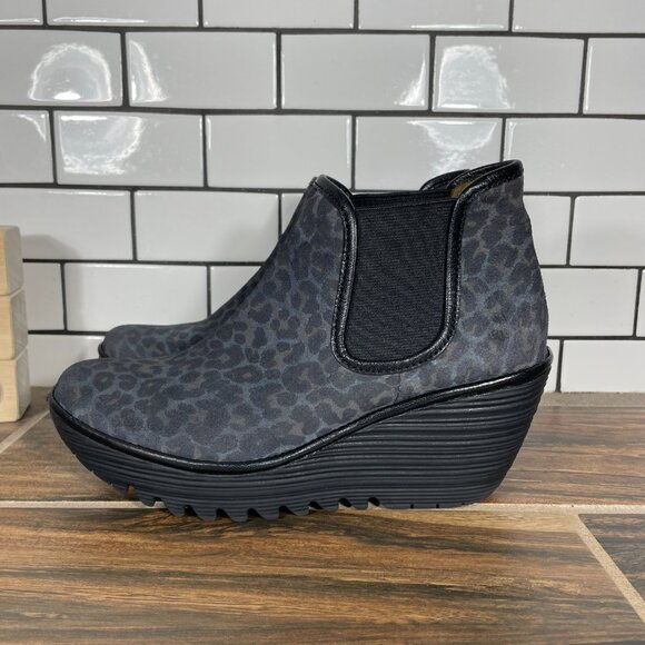 Fly London Womens Sz EU 38 Shoes Gray Black Leopard Print Suede Wedge Ankle Boot - Picture 1 of 14